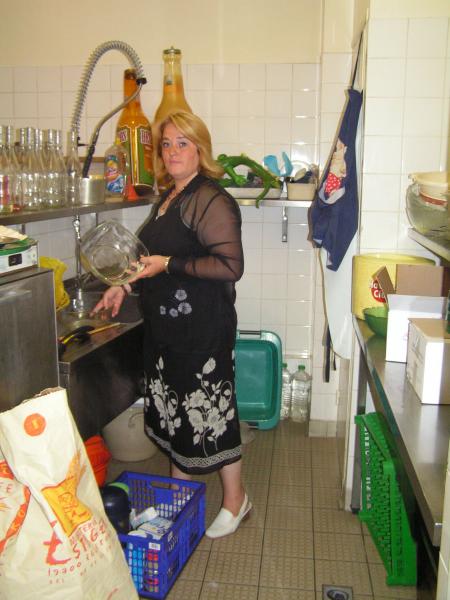 val dans la cuisine
